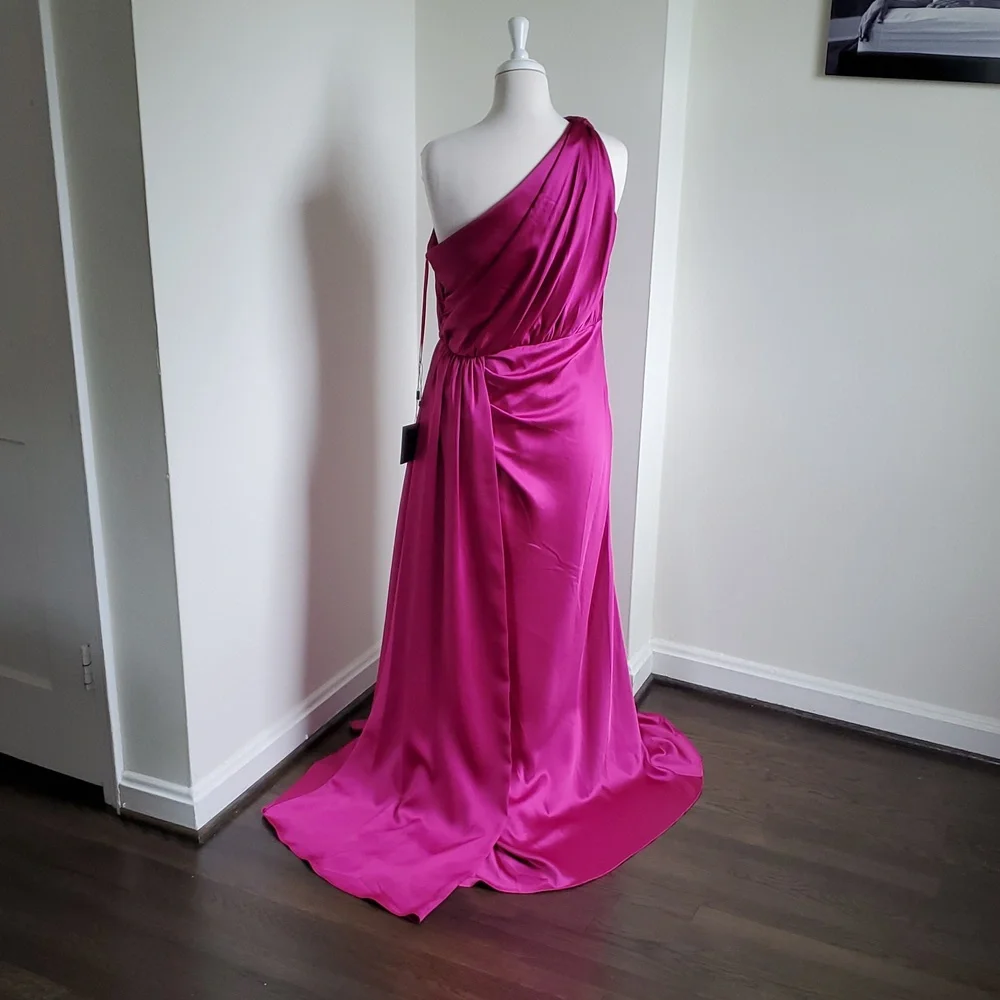 NWT Mac Duggal Gathered One Shoulder Satin Faux Wrap Gown sz 10 - Picture 4 of 11